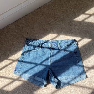 Denim mom jean shorts,